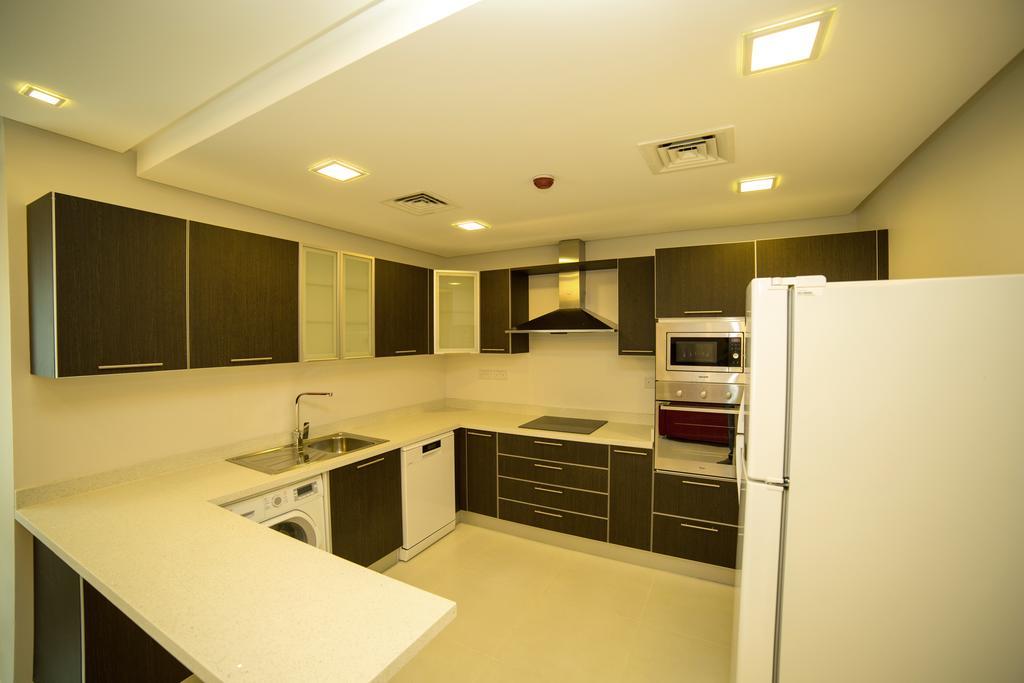 Golden Rose Luxury Suites Manama Exterior photo