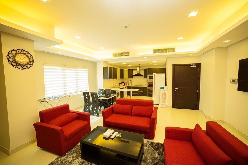 Golden Rose Luxury Suites Manama Exterior photo