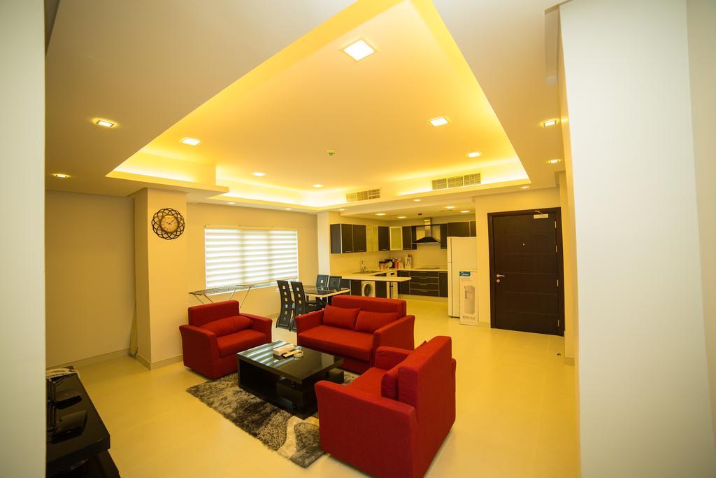 Golden Rose Luxury Suites Manama Exterior photo